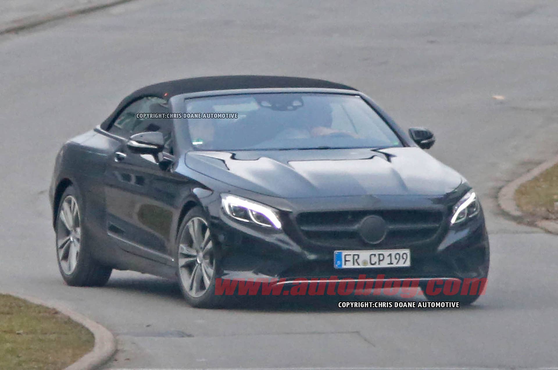 Mercedes S-Class Cabrio caught nearly naked